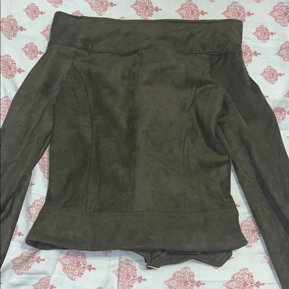 jacket - Picture 2 of 2